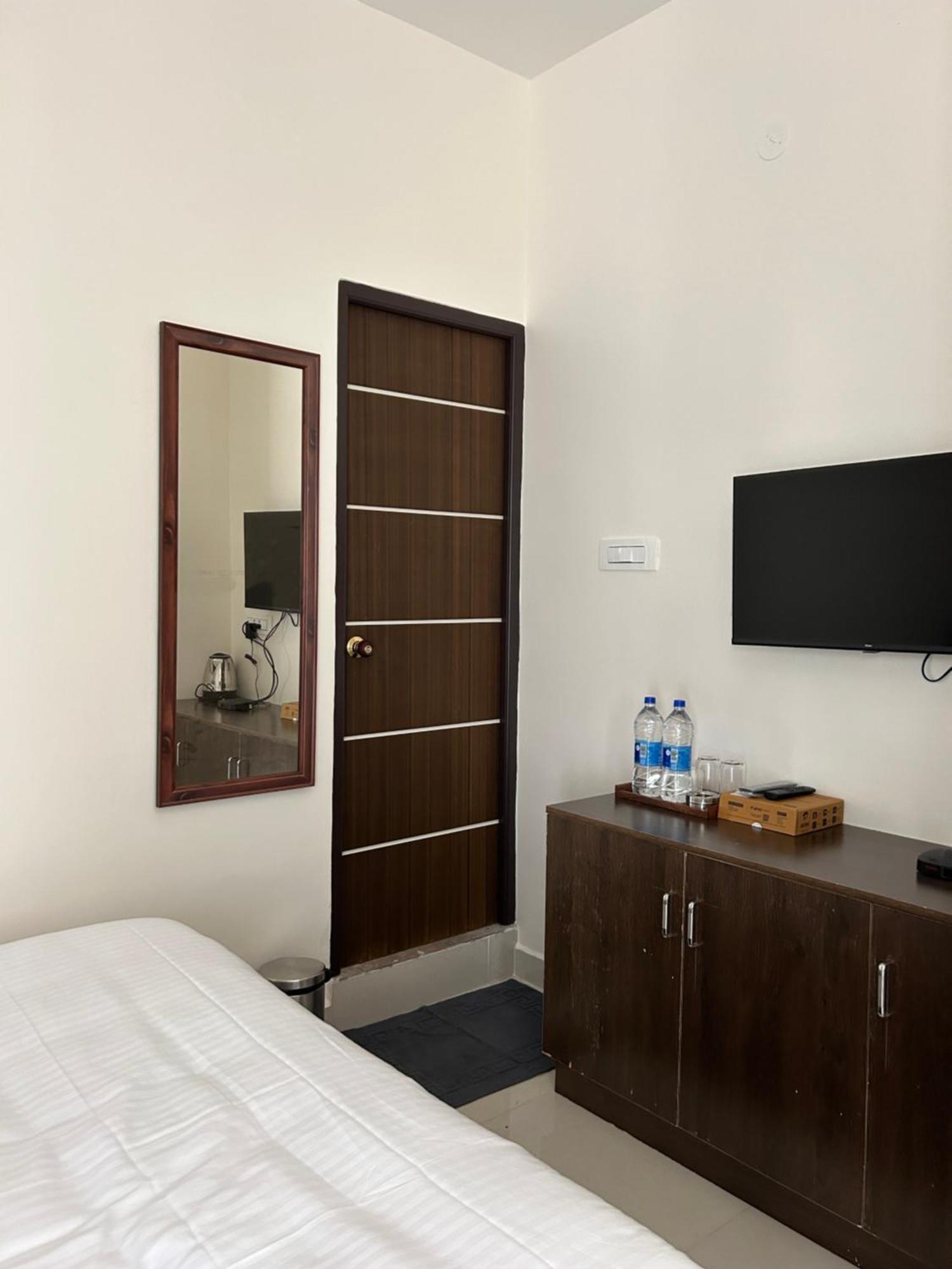 Sapphire Stayss Yelagiri Ngoại thất bức ảnh