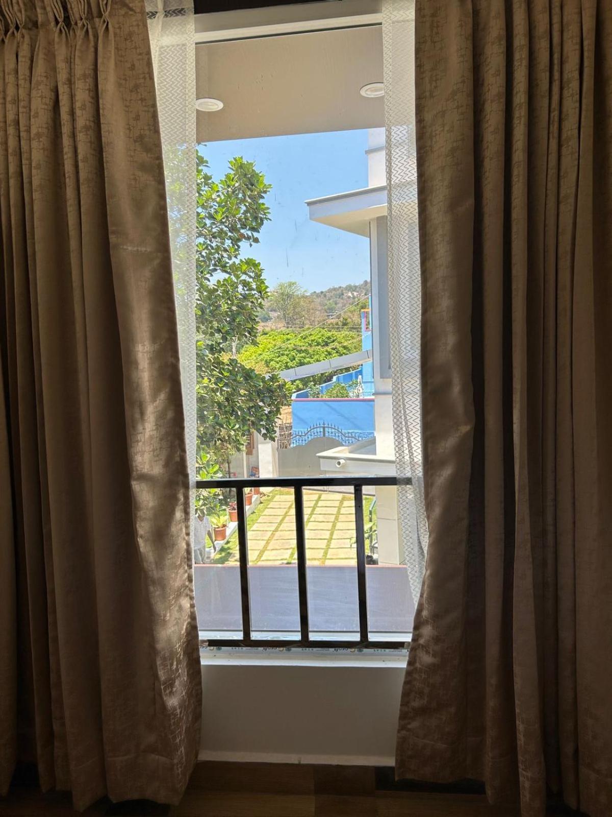 Sapphire Stayss Yelagiri Ngoại thất bức ảnh