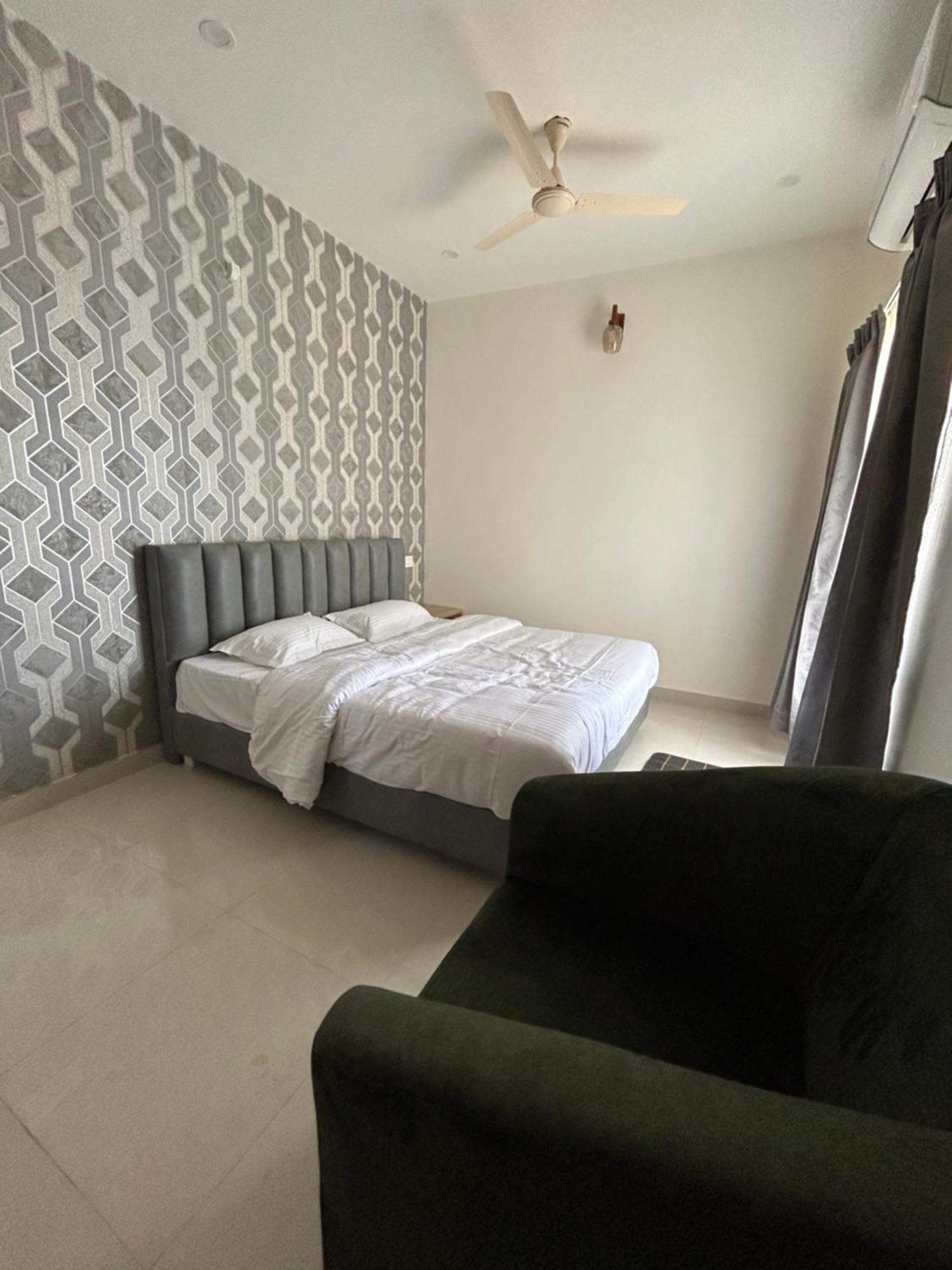 Sapphire Stayss Yelagiri Ngoại thất bức ảnh